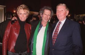 Keith Richards, Patti Hanson and Sumner Redstone 1999, NY.jpg